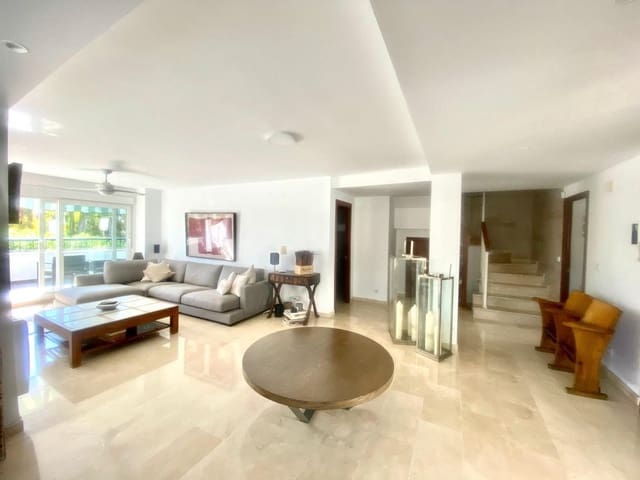 5 Zimmer Apartment zu verkaufen in Guadalmina Baja, Marbella mit Pool - 750.000 € (Ref: 9647958)