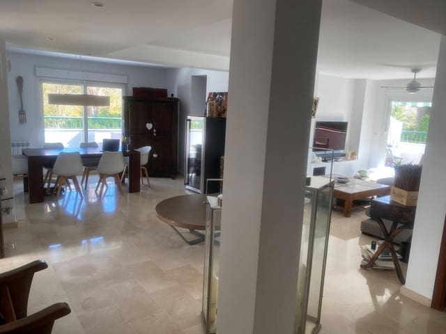 5 chambre Appartement à vendre à Guadalmina Baja, Marbella avec piscine - 750 000 € (Ref: 9647958)