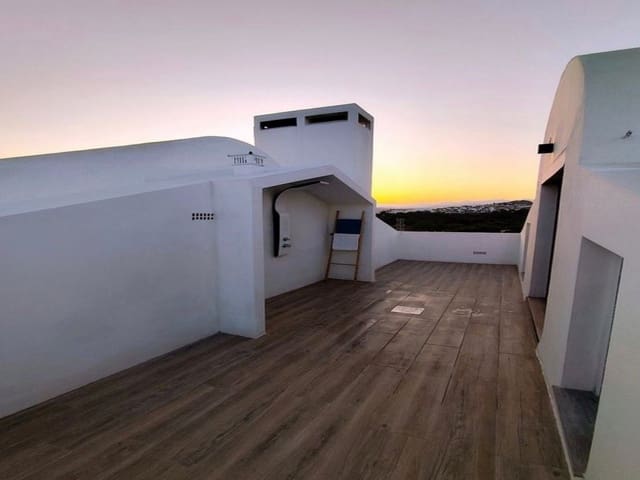 5 soverom Leilighet til salgs i Guadalmina Baja, Marbella med svømmebasseng - € 750 000 (Ref: 9647958)