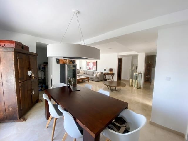 5 sypialnia Apartament na sprzedaż w Guadalmina Baja, Marbella - 750 000 € (Ref: 9647958)