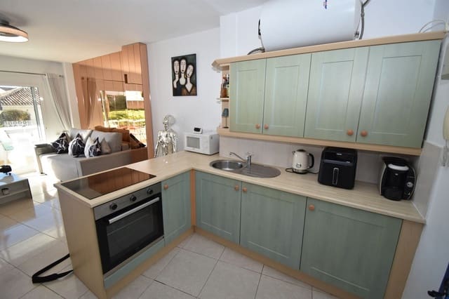 1 slaapkamer Appartement te koop in Torreblanca, Fuengirola - € 220.000 (Ref: 9647959)