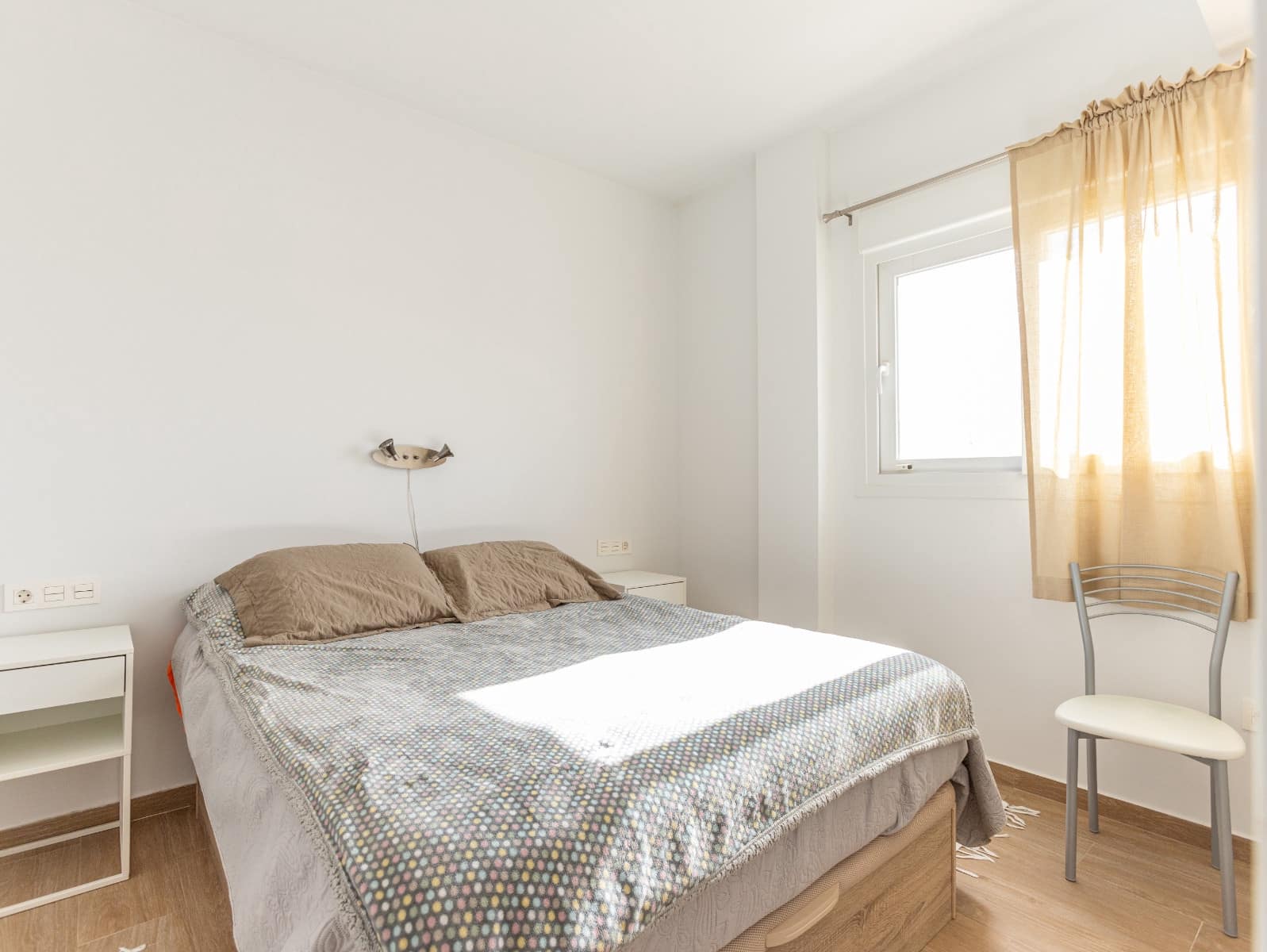 2 bedroom Apartment for sale in Torrevieja with pool - € 215,000 (Ref: 9647963)