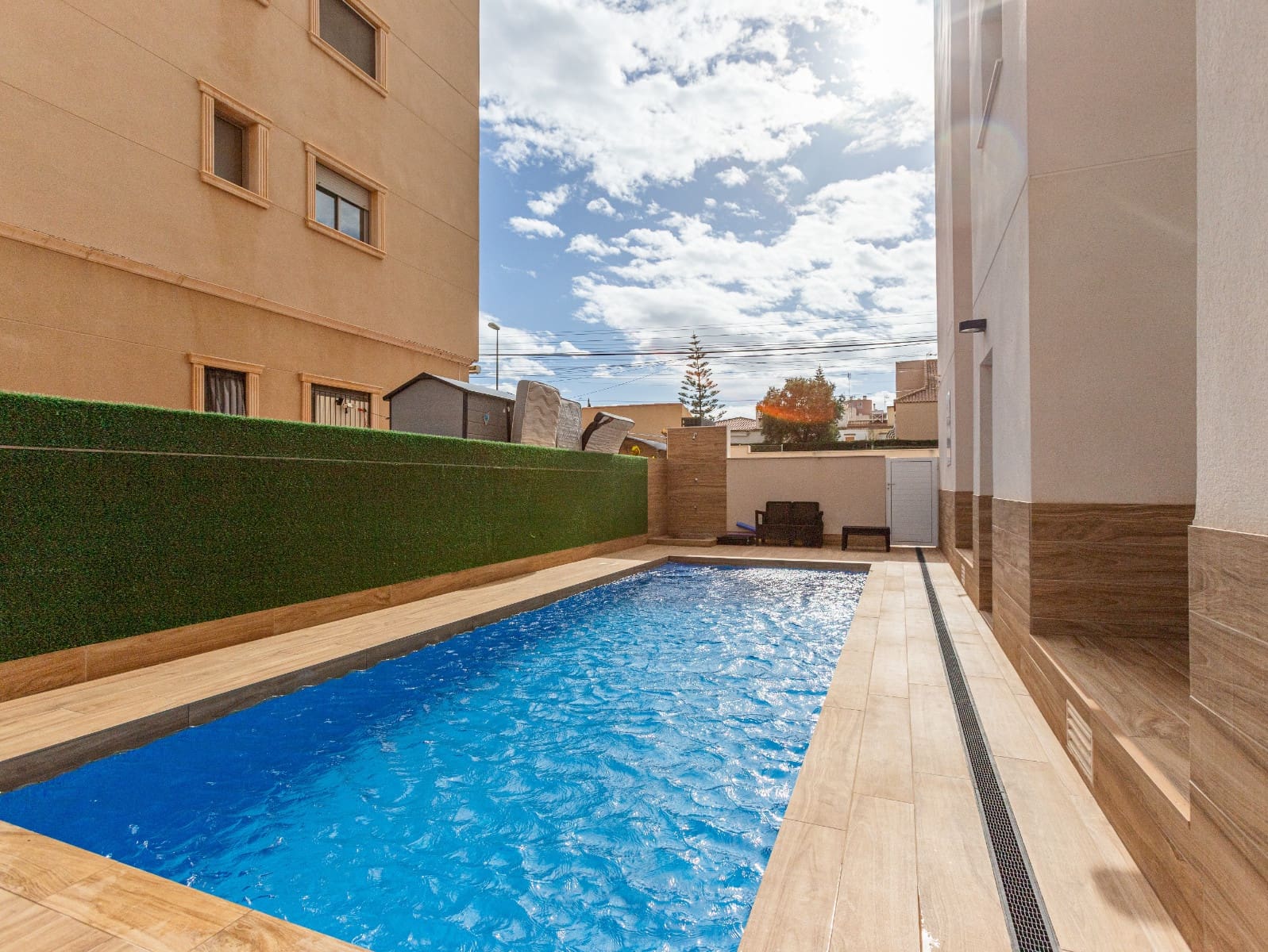 2 bedroom Apartment for sale in Torrevieja with pool - € 215,000 (Ref: 9647963)