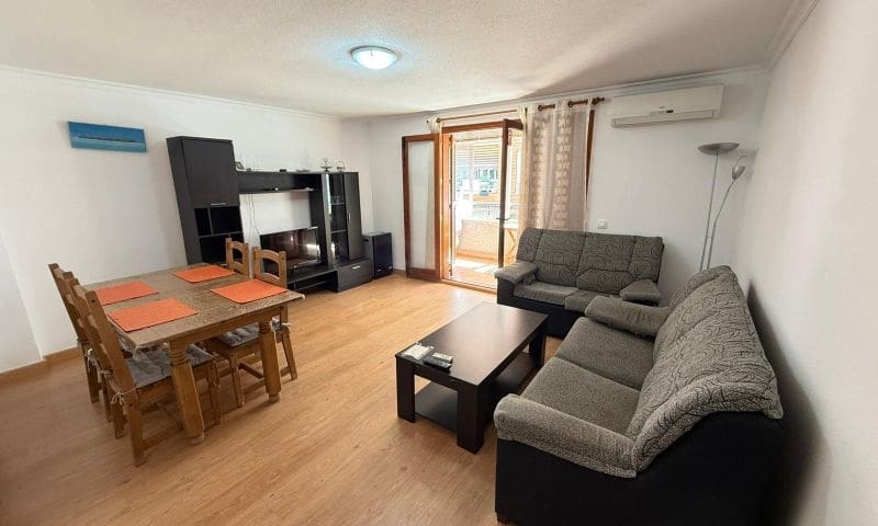 2 soverom Leilighet til salgs i Torrevieja med garasje - € 159 995 (Ref: 9647966)