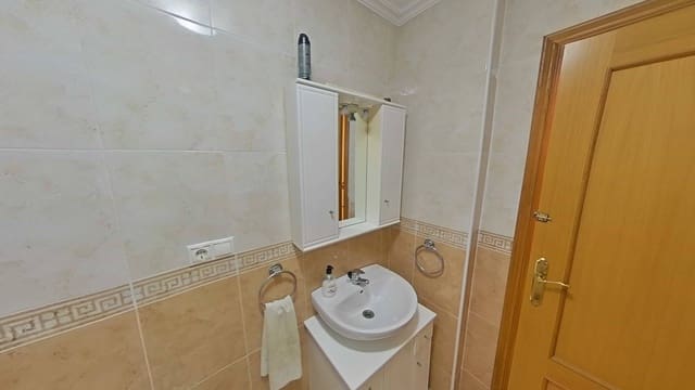 4 sovrum Strandlägenhet till salu i Torrevieja - 171 000 € (Ref: 9647967)