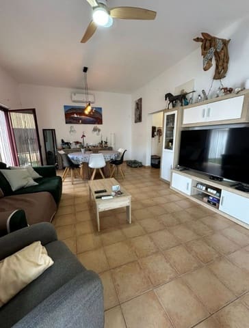 3 sypialnia Willa na sprzedaż w Corralejo, La Oliva z basenem garażem - 338 000 € (Ref: 9647977)