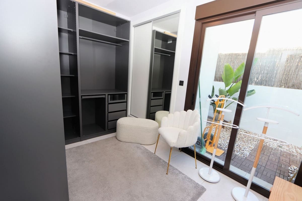 3 Zimmer Villa zu verkaufen in Orihuela Costa mit Pool Garage - 360.000 € (Ref: 9647978)