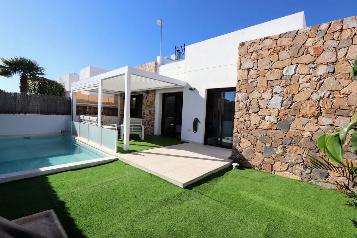 3 Zimmer Villa zu verkaufen in Orihuela Costa mit Pool Garage - 360.000 € (Ref: 9647978)