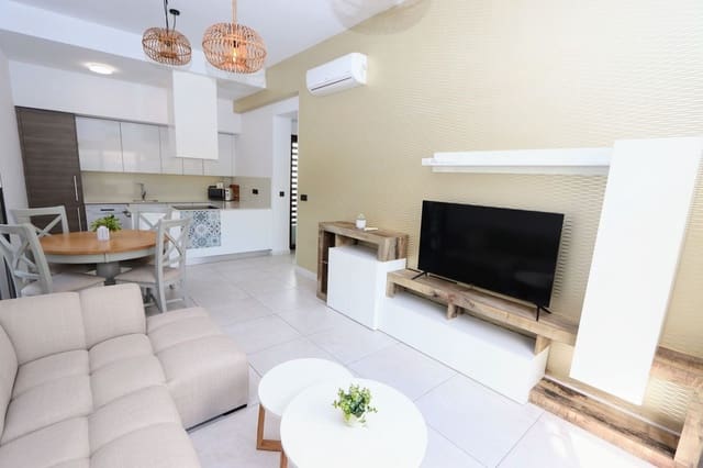 3 soveværelse Villa til salg i Lomas de Cabo Roig - Los Dolses, Orihuela med swimmingpool garage - € 360.000 (Ref: 9647978)