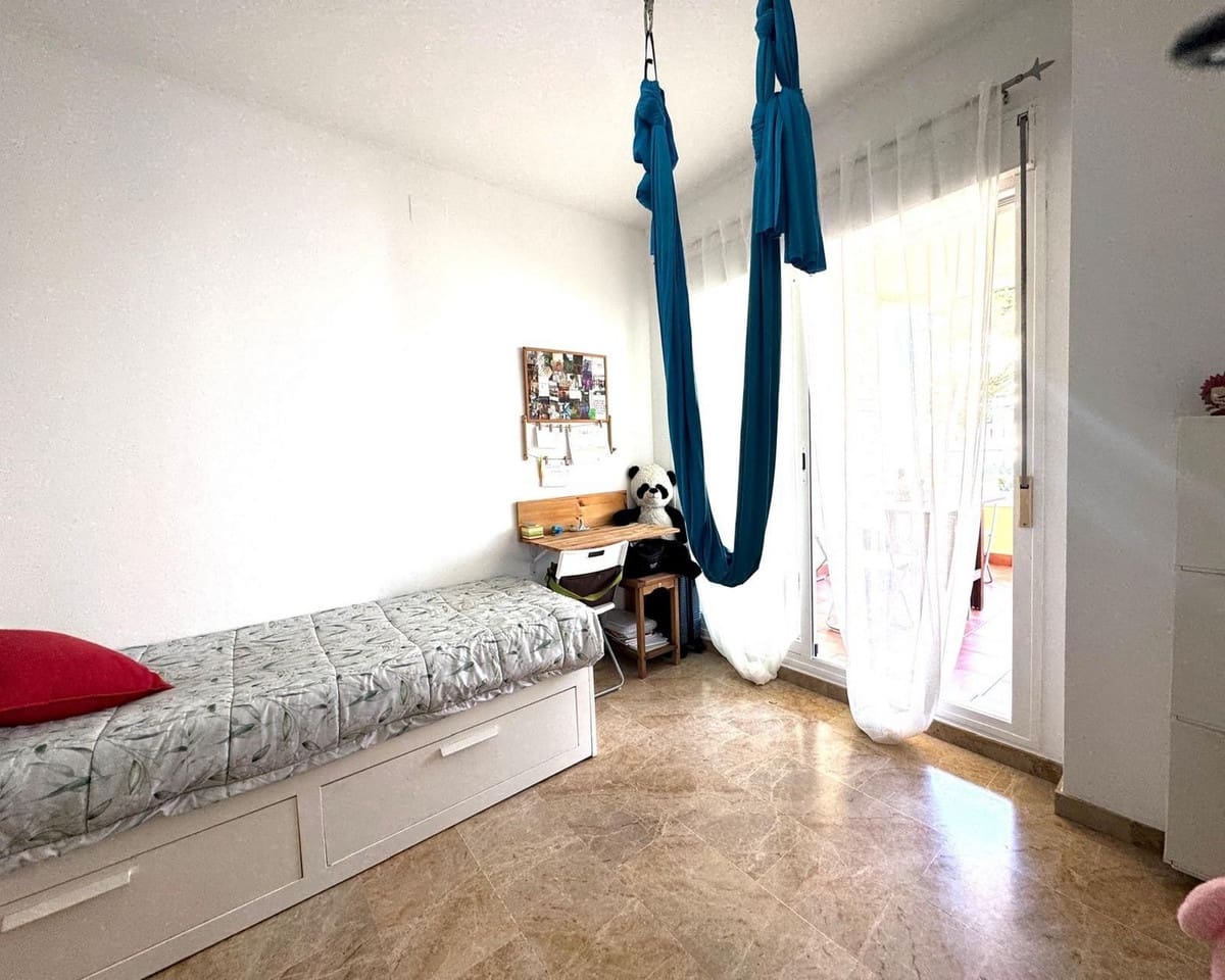 3 bedroom Apartment for sale in Riviera del Sol with pool garage - € 289,000 (Ref: 9651777)