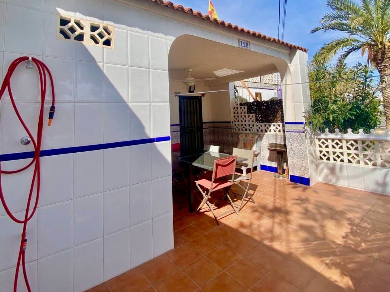 2 sovrum Hus till salu i Torrevieja med pool garage - 147 500 € (Ref: 9651784)
