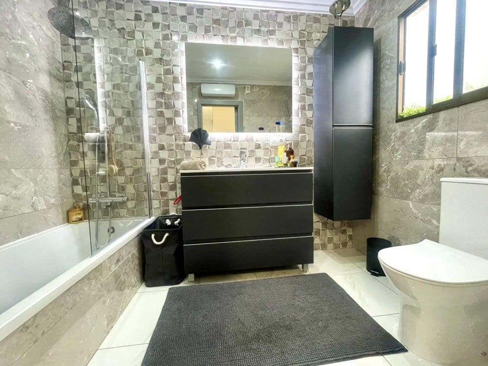 3 bedroom Apartment for sale in Orihuela Costa - € 163,000 (Ref: 9651785)