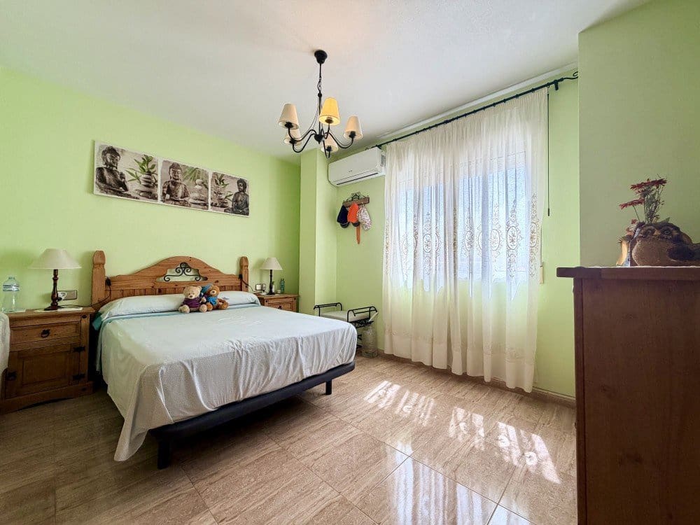3 sypialnia Penthouse na sprzedaż w Pilar de la Horadada z garażem - 195 000 € (Ref: 9651790)