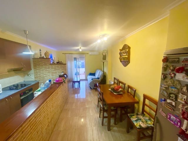 3 soverom Leilighet til salgs i Pilar de la Horadada ciudad, Pilar de la Horadada med garasje - € 195 000 (Ref: 9651790)