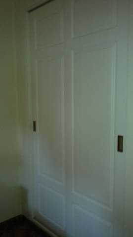 Apartamento de 2 habitaciones en Bahia de Casares, Casares en venta con piscina garaje - 225.000 € (Ref: 9651802)