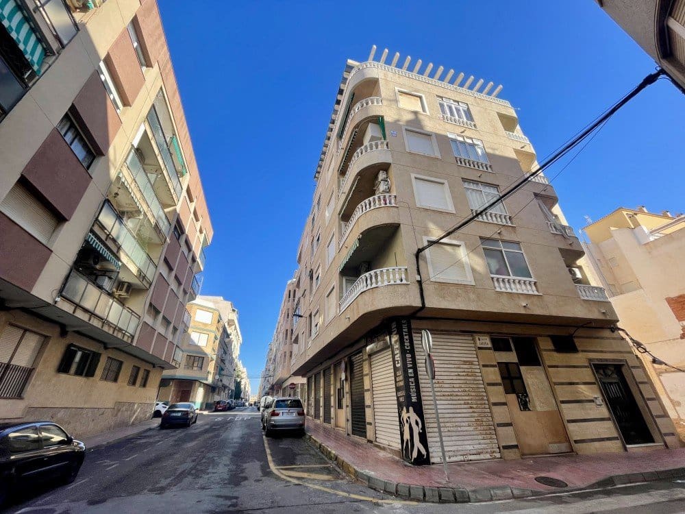 1 chambre Appartement à vendre à Torrevieja - 140 000 € (Ref: 9655882)