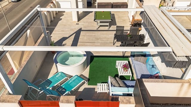 2 chambre Bungalow à vendre à Punta Prima, Torrevieja avec piscine - 265 000 € (Ref: 9655884)
