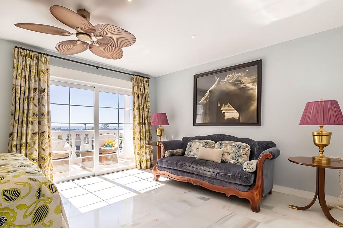 5 soverom Villa til salgs i Estepona - € 2 800 000 (Ref: 9655888)