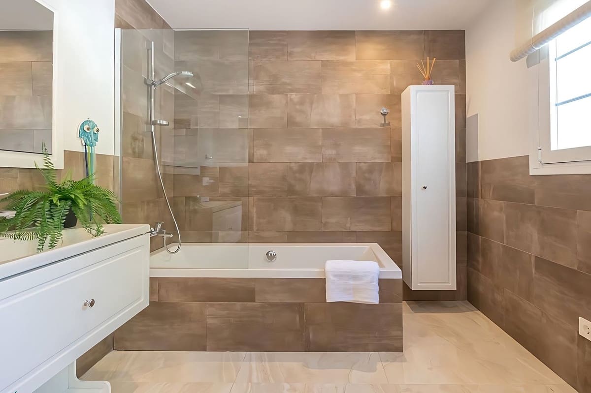 5 soverom Villa til salgs i Estepona - € 2 800 000 (Ref: 9655888)