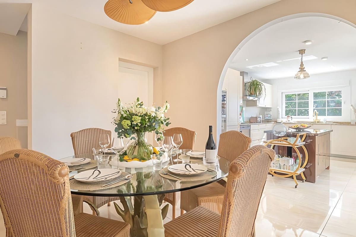 5 soverom Villa til salgs i Estepona - € 2 800 000 (Ref: 9655888)