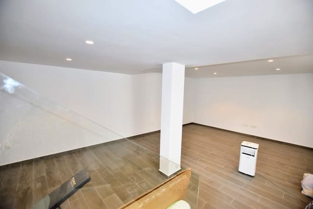 3 soverom Villa til salgs i Benijófar med svømmebasseng garasje - € 440 000 (Ref: 9655890)