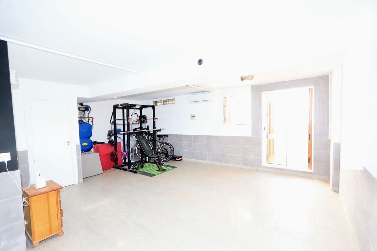 Chalet de 3 habitaciones en Sucina en venta con piscina - 299.500 € (Ref: 9659258)