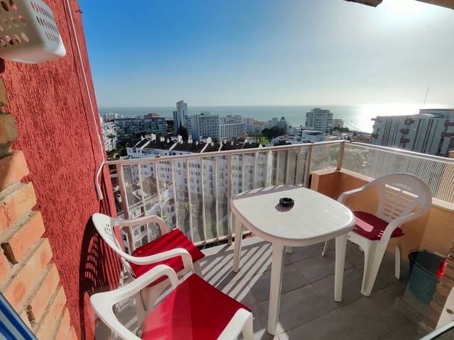 Apartament na sprzedaż w Benalmadena Costa, Benalmádena z basenem - 255 000 € (Ref: 9666287)