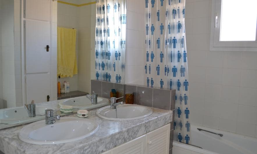 3 bedroom Villa for sale in La Manga del Mar Menor - € 559,000 (Ref: 9666299)