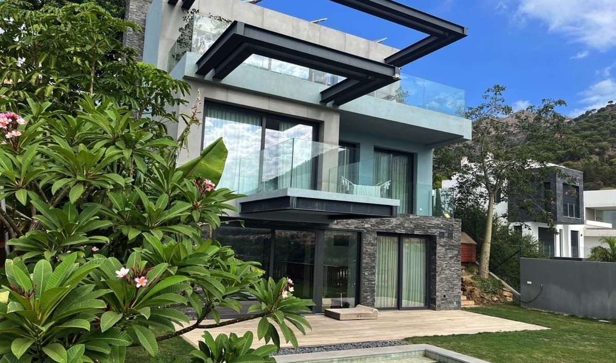 5 slaapkamer Villa te koop in Mijas met zwembad garage - € 1.600.000 (Ref: 9666307)