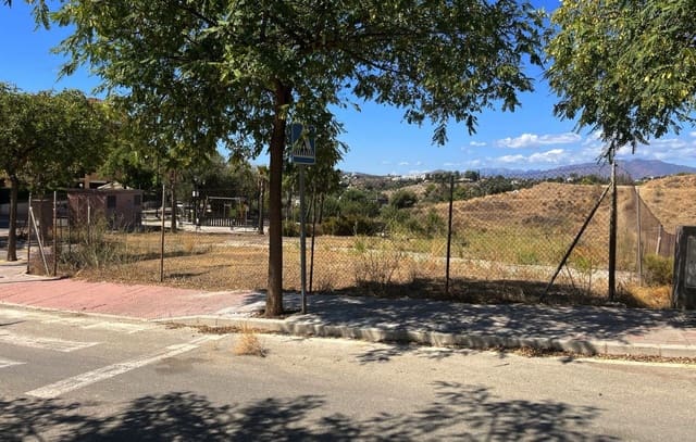 Tontti myytävänä paikassa Fuengirola - 350 000 € (Ref: 9670666)