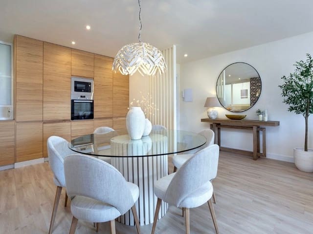 2 soveværelse Lejlighed til salg i Mijas Costa, Mijas - € 560.000 (Ref: 9670667)