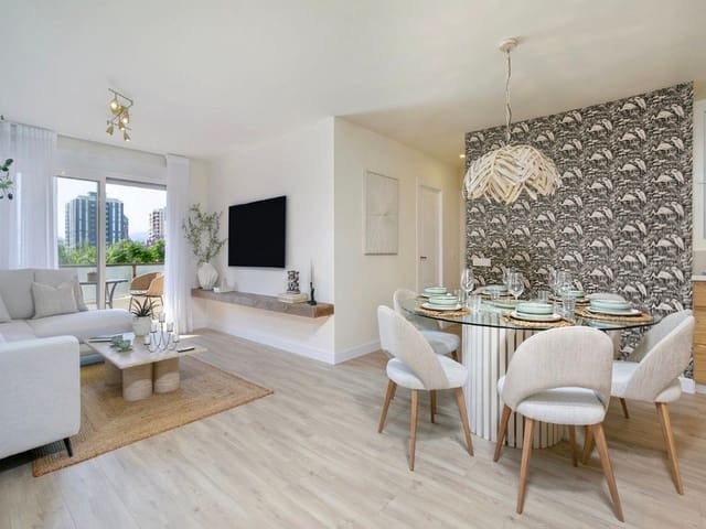2 soveværelse Lejlighed til salg i Playa de los Boliches, Fuengirola - € 560.000 (Ref: 9670667)