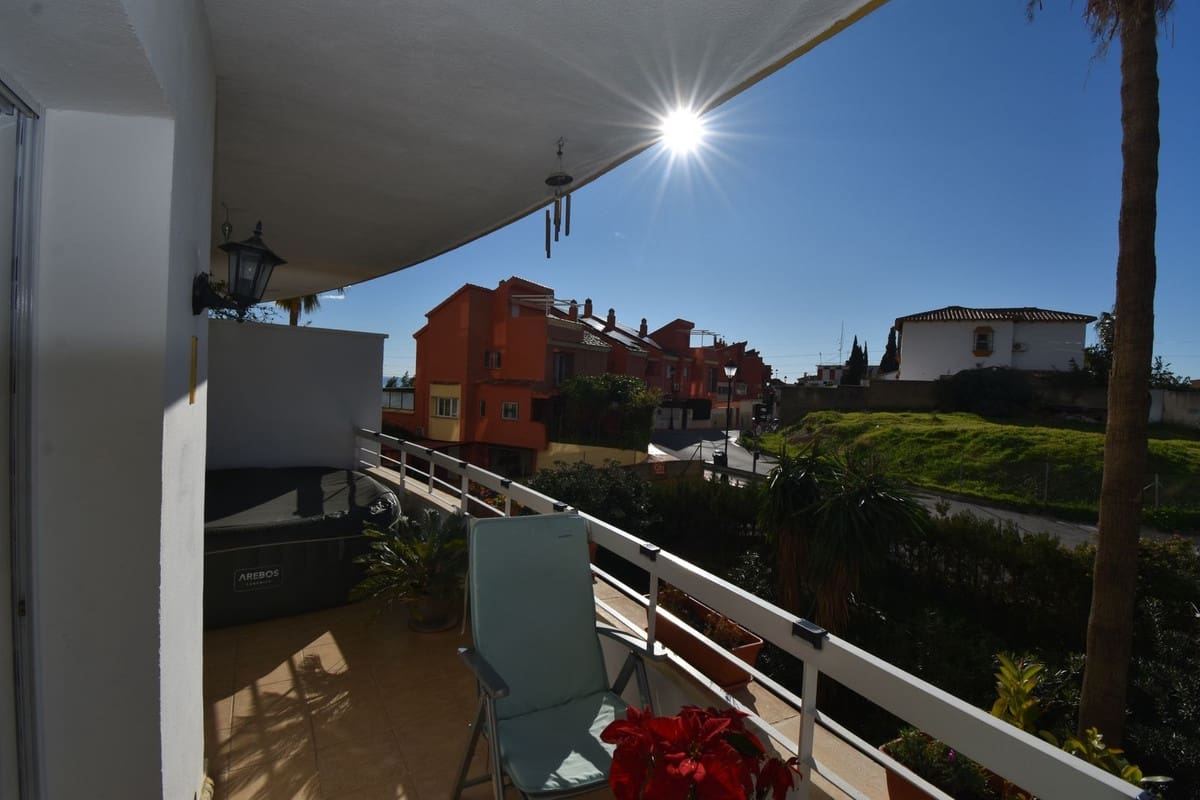 1 soverom Leilighet til salgs i Fuengirola - € 220 000 (Ref: 9670668)