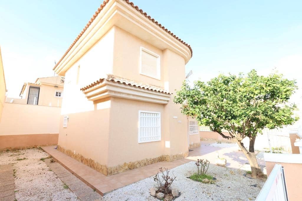 3 bedroom Villa for sale in Torrevieja with pool garage - € 330,000 (Ref: 9670683)