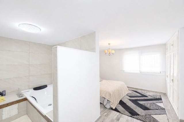 3 quarto Moradia para venda em Seghers, Estepona - 698 000 € (Ref: 9670699)