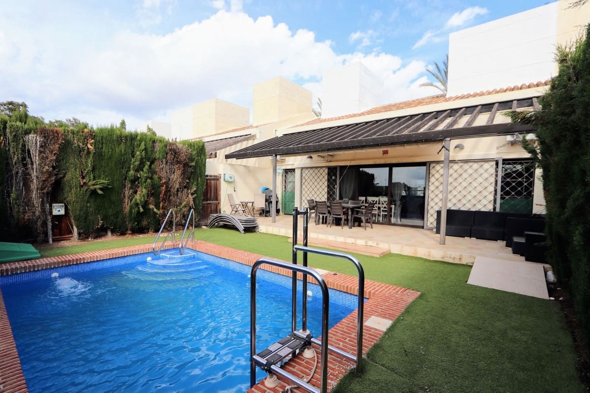 2 bedroom Villa for sale in Avileses with pool garage - € 289,995 (Ref: 9670702)
