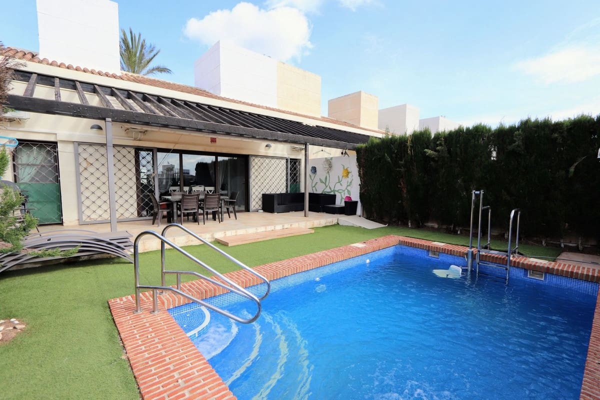 2 bedroom Villa for sale in Avileses with pool garage - € 289,995 (Ref: 9670702)