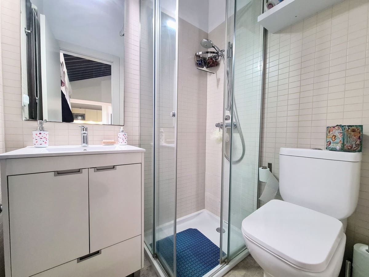 2 soveværelse Villa til salg i Avileses med swimmingpool garage - € 289.995 (Ref: 9670702)