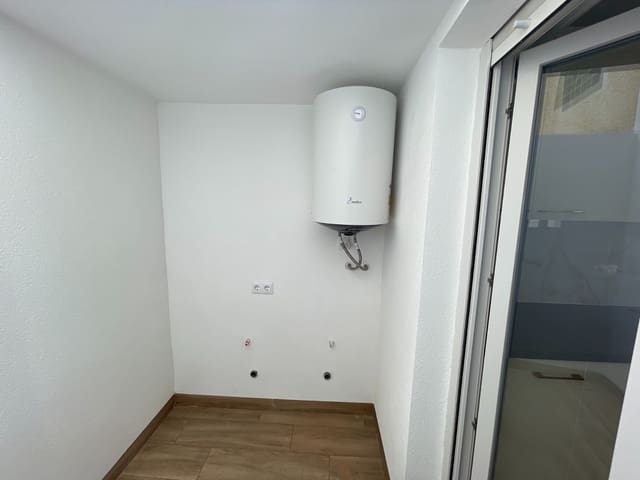 3 slaapkamer Bungalow te koop in Ciudad Quesada, Rojales met garage - € 249.900 (Ref: 9674041)