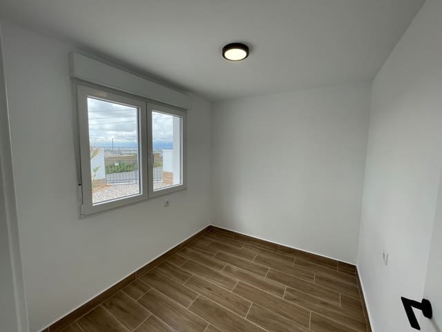 3 slaapkamer Bungalow te koop in Ciudad Quesada, Rojales met garage - € 249.900 (Ref: 9674041)