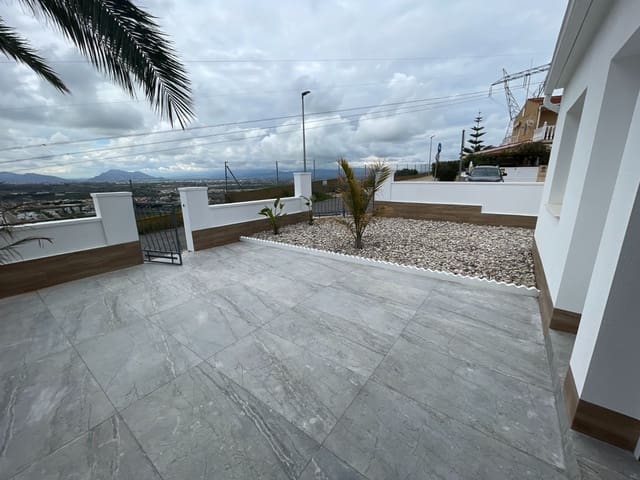 3 slaapkamer Bungalow te koop in Ciudad Quesada, Rojales met garage - € 249.900 (Ref: 9674041)