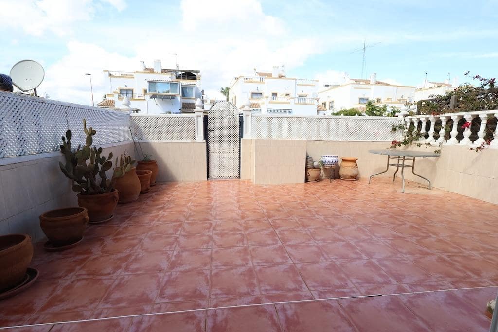 2 Zimmer Bungalow zu verkaufen in Torrevieja mit Pool - 148.000 € (Ref: 9674042)
