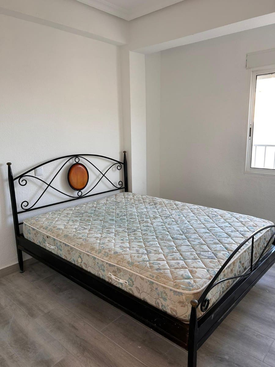 2 bedroom Apartment for sale in Pilar de la Horadada - € 165,000 (Ref: 9674047)