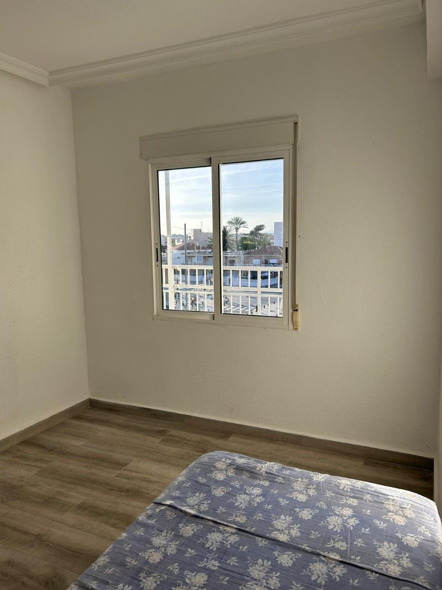 2 bedroom Apartment for sale in Pilar de la Horadada - € 165,000 (Ref: 9674047)