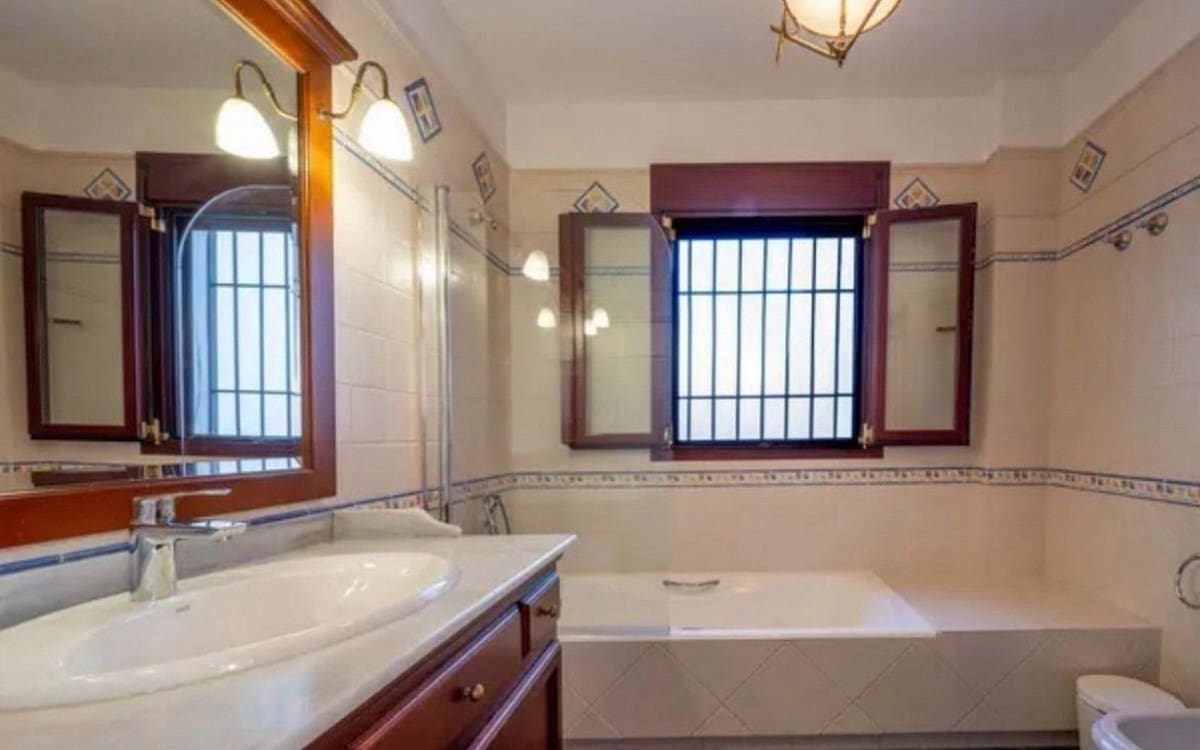 5 slaapkamer Villa te koop in Mijas Golf met zwembad - € 1.150.000 (Ref: 9674053)