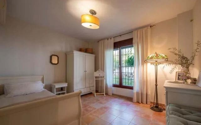 5 slaapkamer Villa te koop in Mijas Golf, Mijas met zwembad - € 1.150.000 (Ref: 9674053)