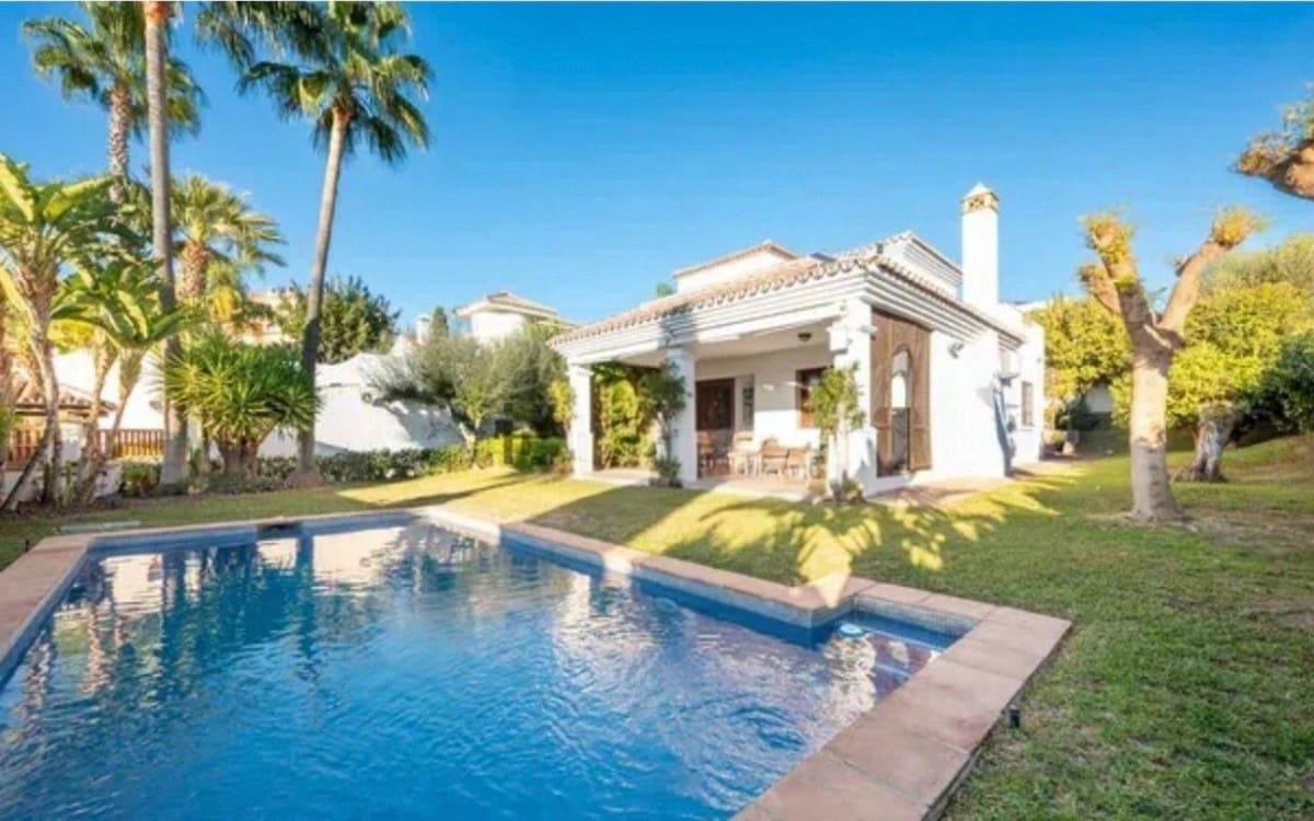 5 slaapkamer Villa te koop in Mijas Golf met zwembad - € 1.150.000 (Ref: 9674053)