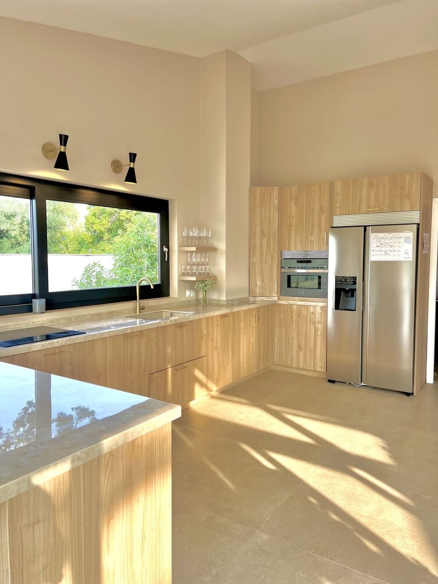 4 bedroom Villa for sale in Elviria - € 1,100,000 (Ref: 9677104)