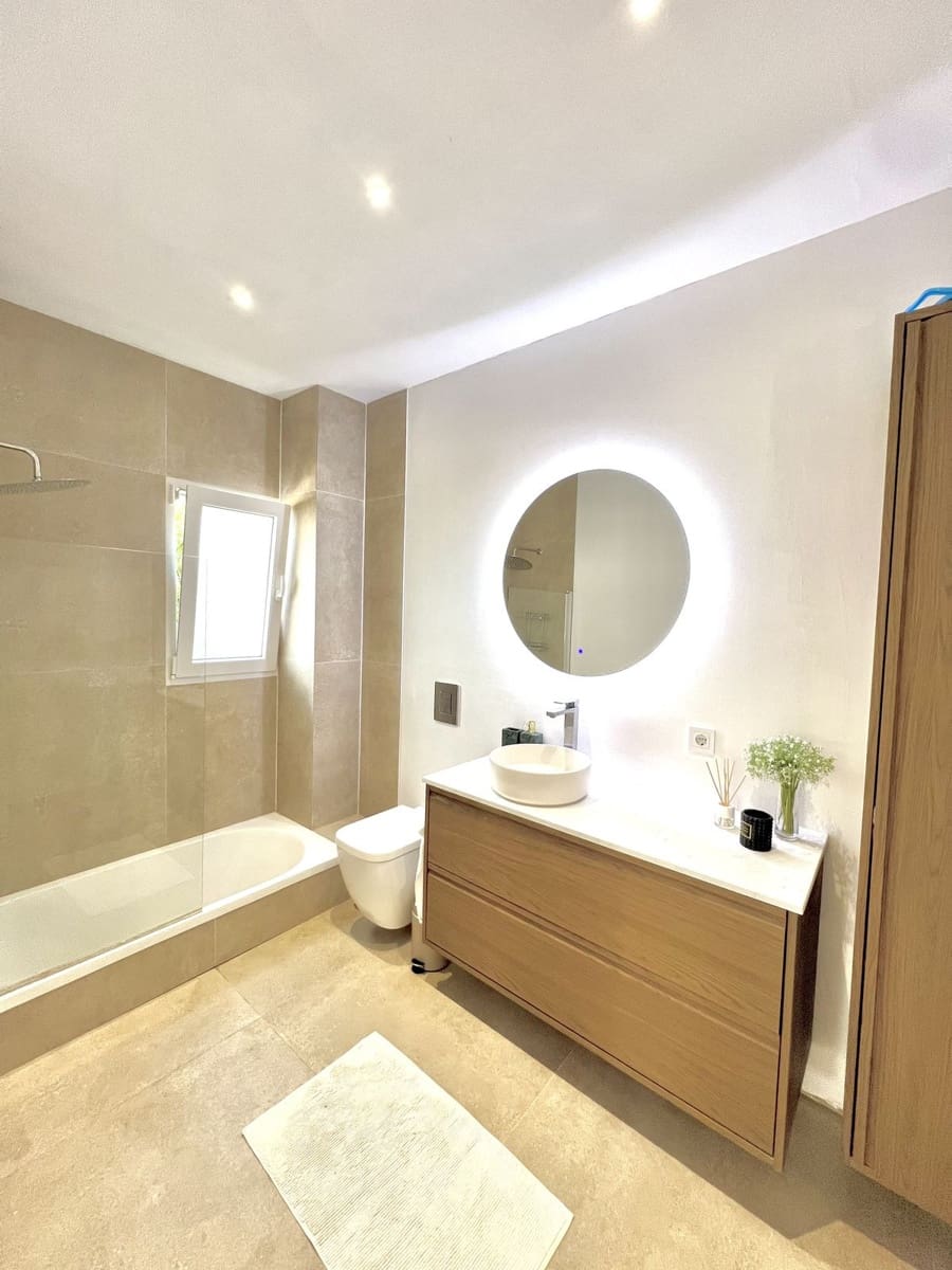 4 bedroom Villa for sale in Elviria - € 1,100,000 (Ref: 9677104)