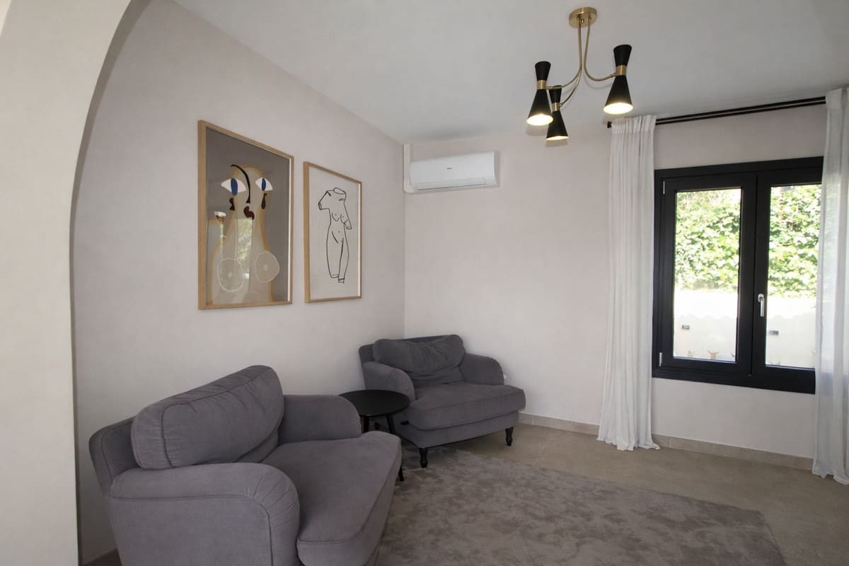 4 soverom Villa til salgs i Elviria - € 1 100 000 (Ref: 9677104)